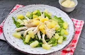 Lay out the pineapple pieces.