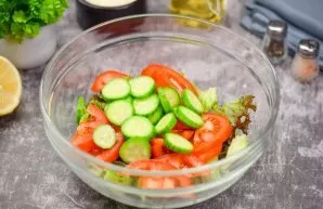 Wash and dry fresh cucumbers, cut into slices and add to salads.