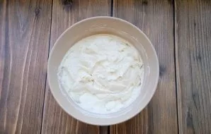 Mix well with flour and beat a little more.