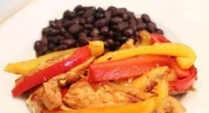 Serve with your favorite side dish: rice, beans or potatoes. Enjoy your meal!