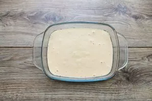 Lubricate in any form with vegetable oil and transfer the mass to it. Put in the refrigerator for 2-3 hours until set. Then cut the jelly...