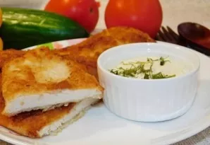 Serve the sauce with hot schnitzel. Delicious!