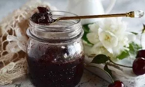 Lay out in sterilized jars.