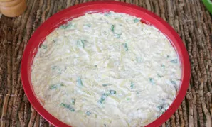 Pour the mixture into a silicone mold and place in the oven for 40 minutes. Bake at a temperature of 180-190 degrees.