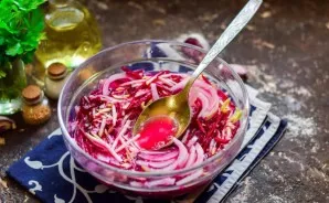 After some time, the vegetables will release juice.