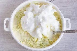 Finally, gently stir in the whipped proteins. It should be a fluffy mass.