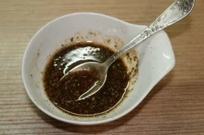 Add vegetable oil. Mix well.