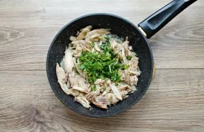 Finely chop the coriander and add to the pan.