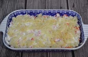 The fifth layer is a grated apple.