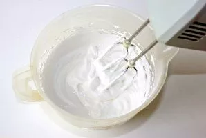 Beat the proteins until a stable foam.