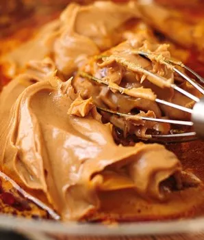 Remove the sauce from the heat and add peanut butter. If you wish, in the recipe for delicious chicken sauce, you can use other nut butte...