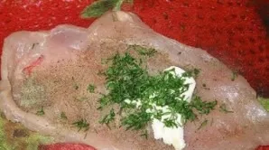 Put a little chopped dill and 1-2 teaspoons of butter in the middle of each carbonade.