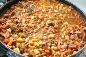 Lentil soup with smoked meat is ready! Enjoy your meal!