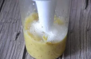 Salt, add sugar, without stopping whipping, pour vegetable oil in a thin stream.