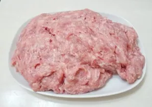 Pour cold water and mix well.