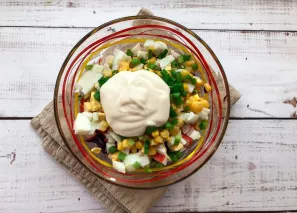 Season the salad with mayonnaise, salt and mix well.