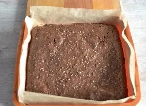 Before covering the mint layer, cool the cake to room temperature.