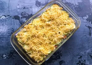 Remove the casserole from the oven, sprinkle with grated cheese and send to bake for another 10 minutes.