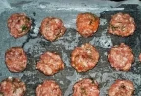 From the resulting mass we form small cutlets and put them on a baking sheet smeared with vegetable oil. We send a baking sheet to a preh...