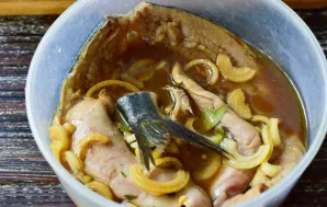 Cover the container with a lid and keep it in the refrigerator for 1-2 days.