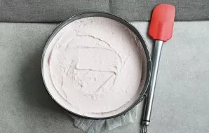 Place in an even layer on the cookies.