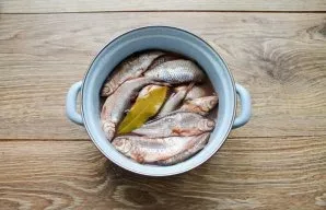 Leave in a cool place for a day, then put in the refrigerator or cellar.