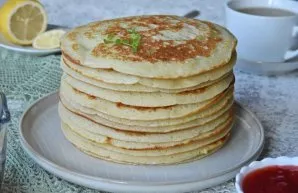 Put the pancakes in a pile.
