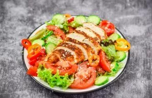 Transfer the vegetables to a plate, put the brisket, sprinkle everything with Parmesan, salt to taste, add pepper, olive oil, a little le...