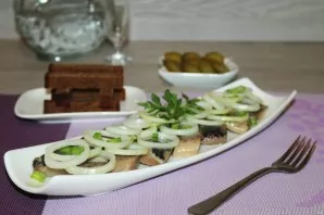 This herring is incredibly tasty and good. Cook with pleasure!