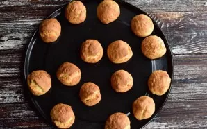 Remove the donuts from the oven.