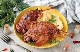 Duck in kiwi marinade