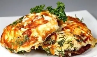 Beef with potatoes French style