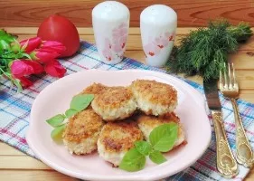 Pork cutlets with cheese and dill