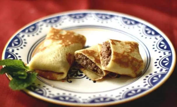Molded pancakes with beef filling