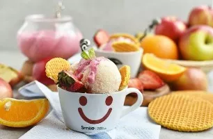Sweet sauce for desserts
