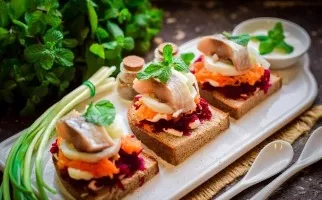 Sandwiches Herring under a fur coat