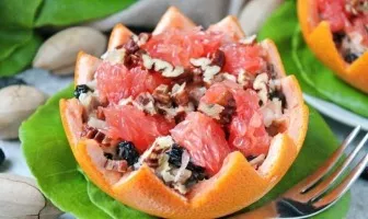 Chicken salad with grapefruit