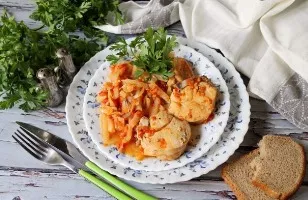 Chicken stew with calarops