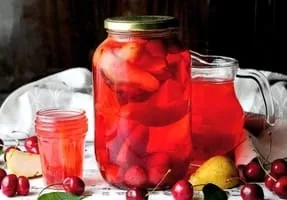 Cherry and pear compote for the winter